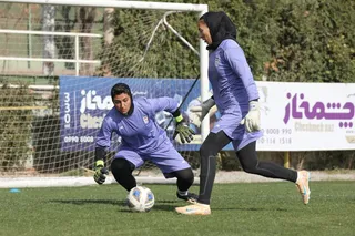 بانوان 