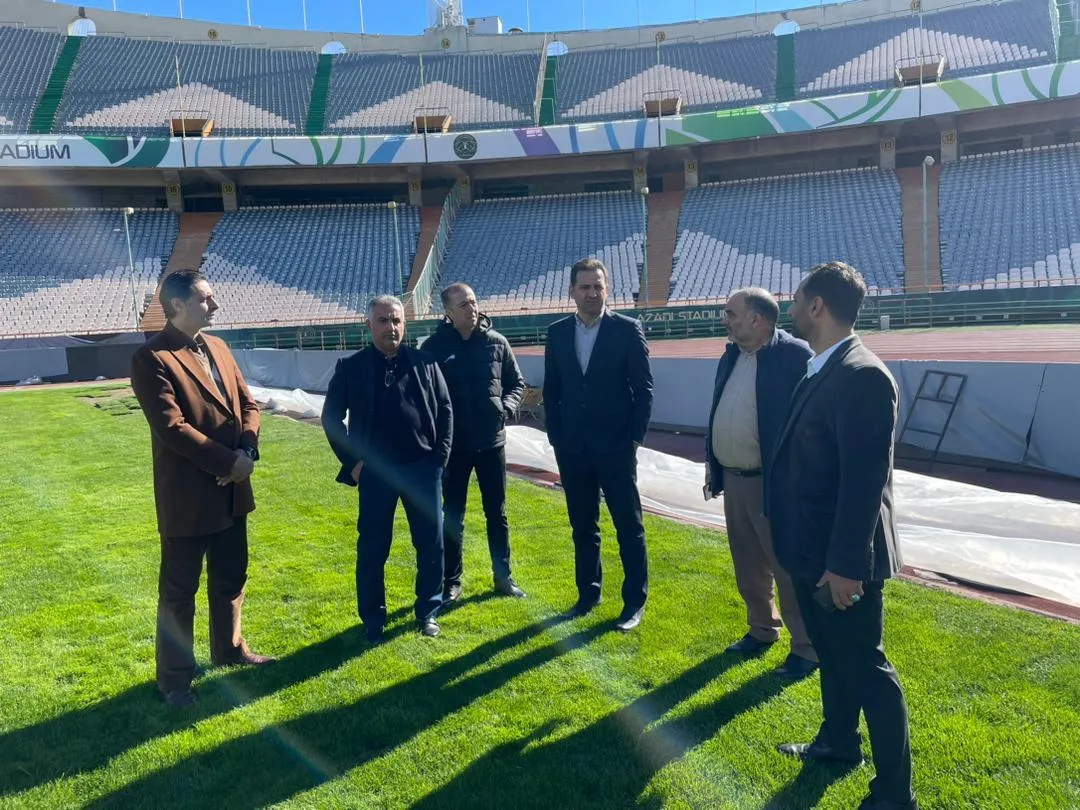 بازدید و ممیزی مدیر مجوز باشگاهی فدراسیون از ورزشگاه آزادی
