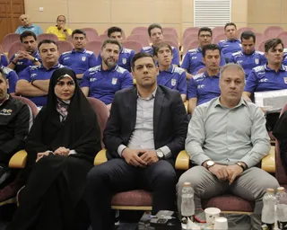 آموزش