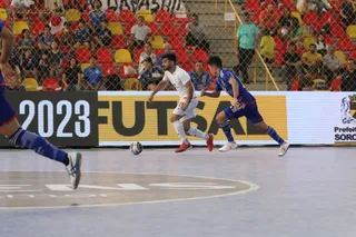 فوتسال بزرگ