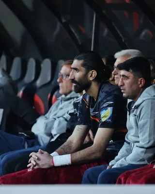 ع