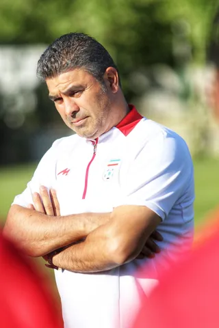 آغاز نوجوانان