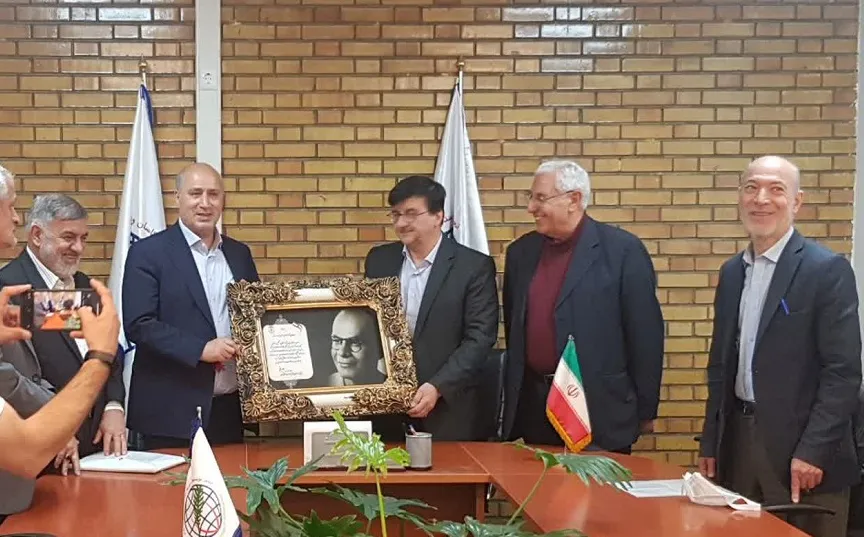 در نشست رئیس فدراسیون با هیات رئیسه انجمن نویسندگان،خبرنگاران و عکاسان ورزشی انجام شد؛ادای احترام به نخستین ورزشی نویس ایران