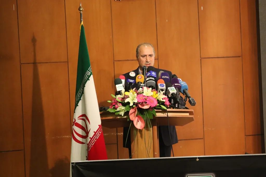 تاج: ویلموتس می تواند به ایران کمک کند