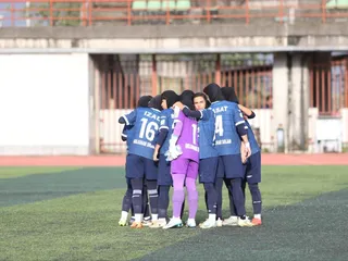 بانوان 